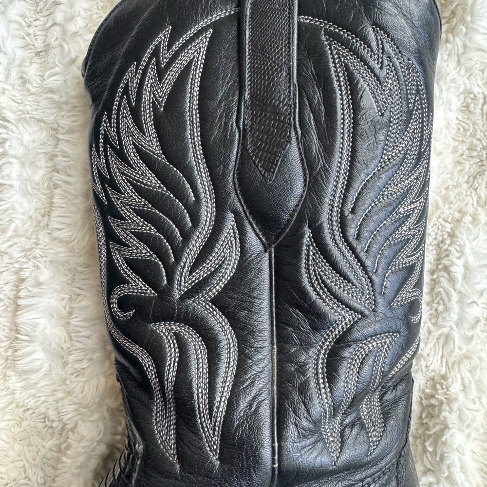 Classic Black Western Leather Cowboy Boots - Women’s - Picture 4 of 5